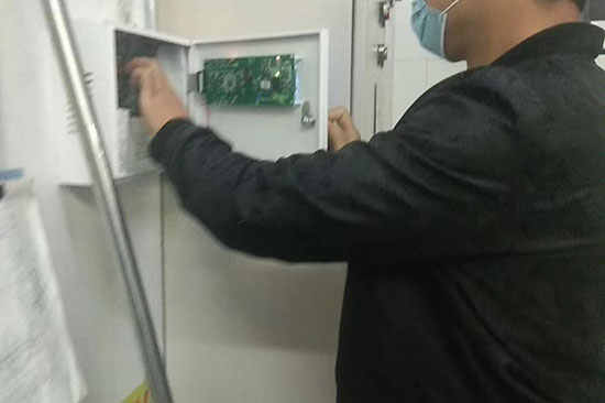 超市<a href=http://www.xiaofangweibao.com target=_blank class=infotextkey>消防維保</a>守護(hù)超市消防安全